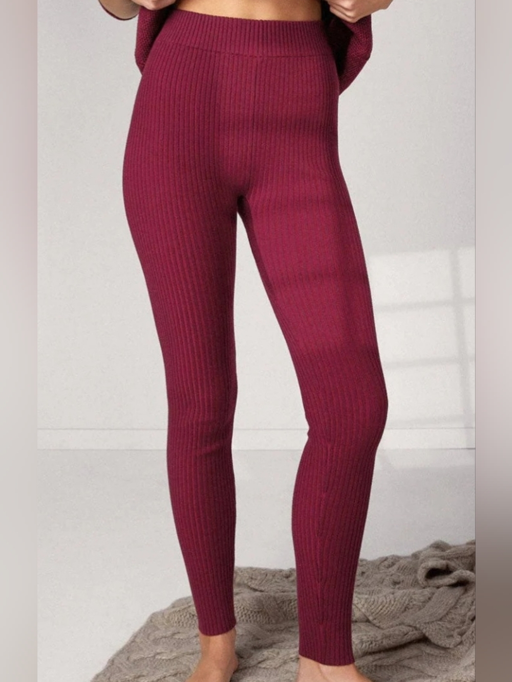 Kristine Accessories Women's Burgundy Ribbed Leggings ~ Size Small/Medium